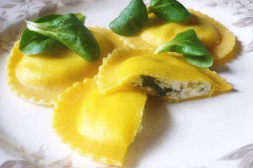 47027001-ravioles ricotta